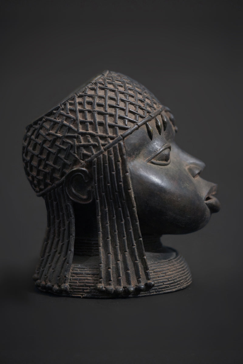 A male or female Benin Bronze head