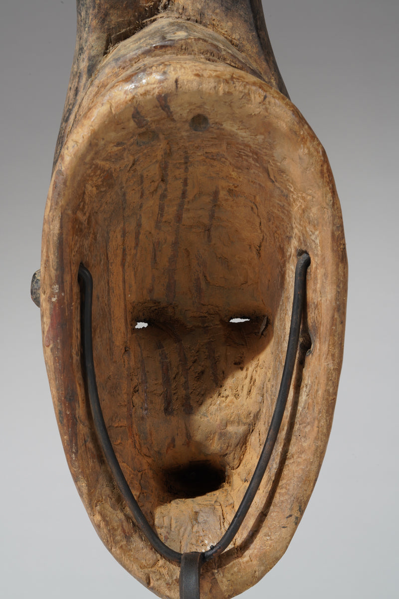 A horned Guro mask