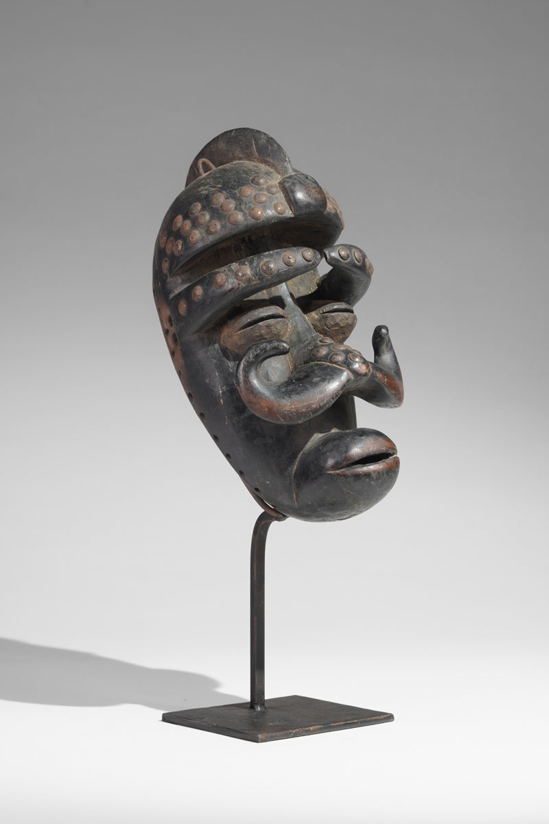 A Bete mask
