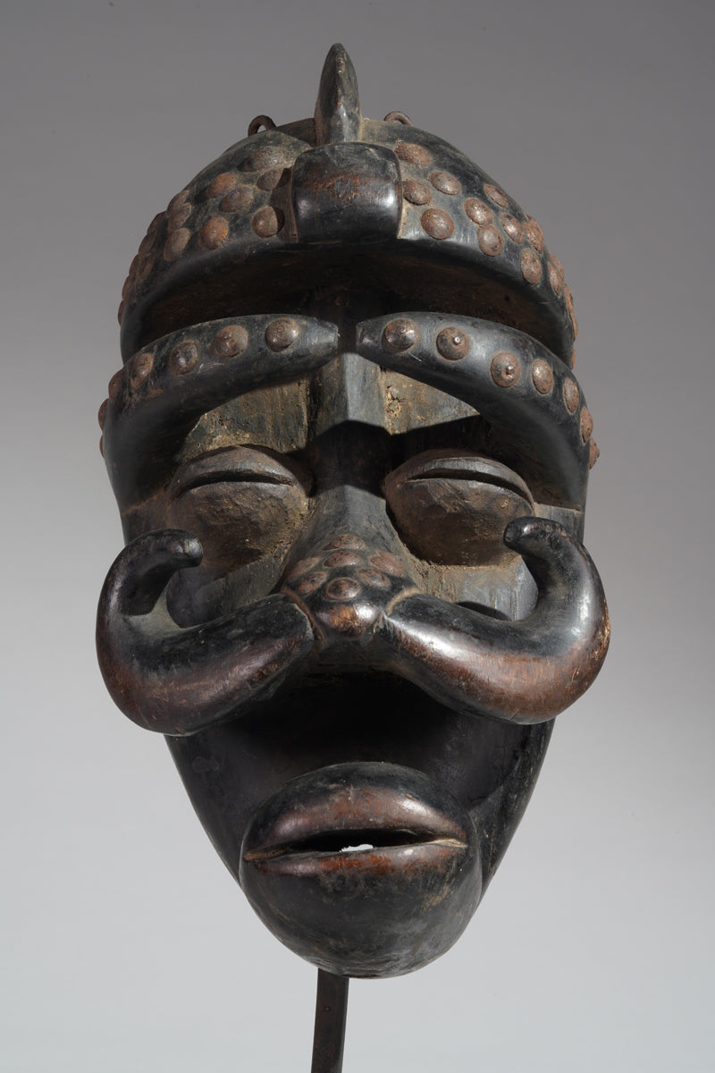 A Bete mask