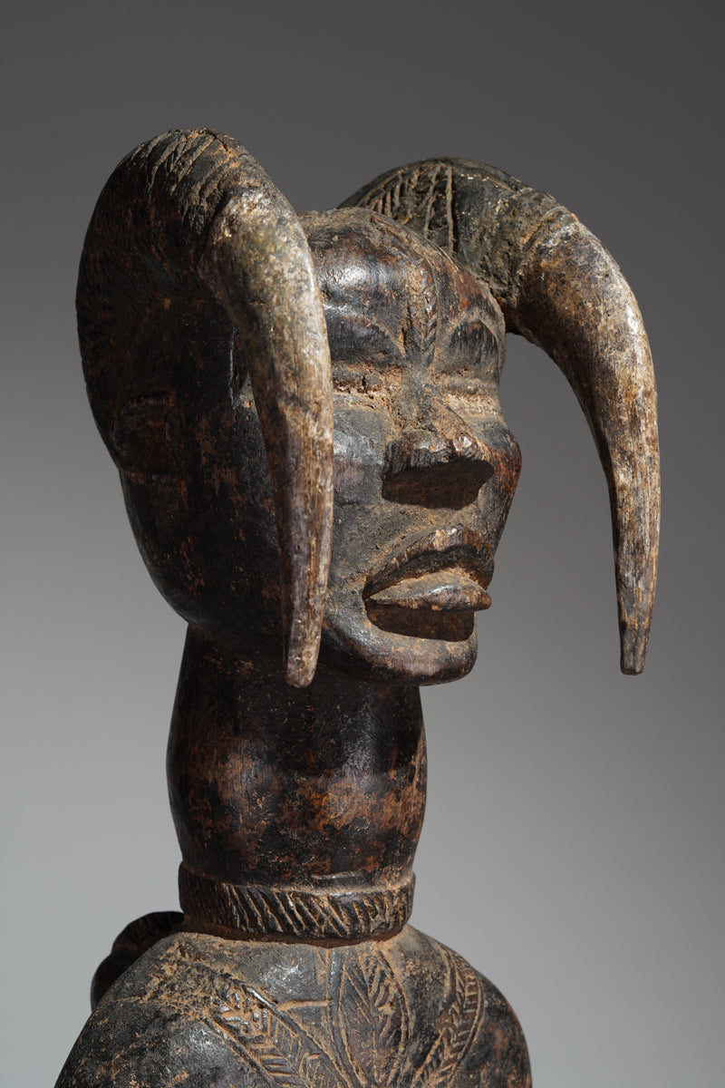 A Dan/Guerré sculpture