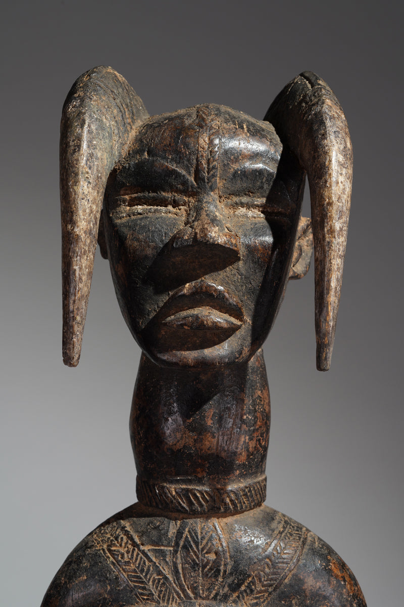 A Dan/Guerré sculpture