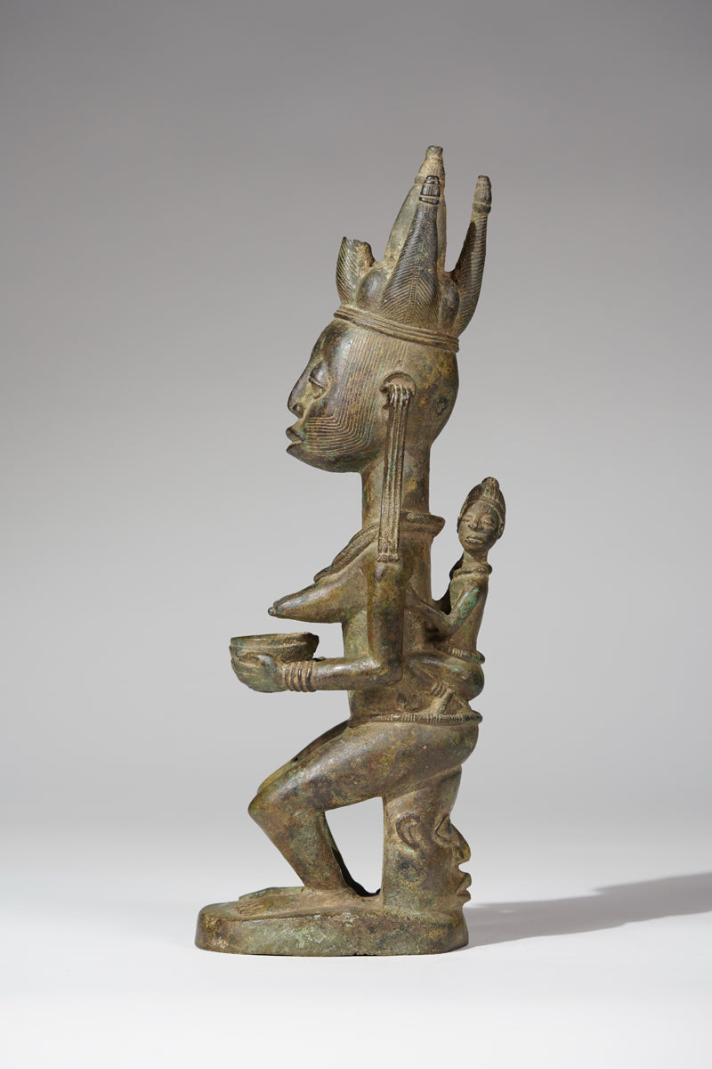 A fragmentary Afo bronze Maternity