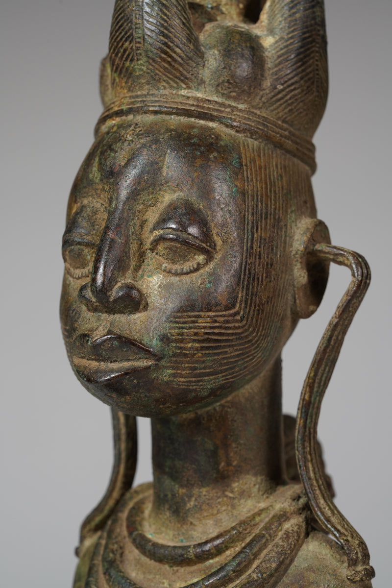 A fragmentary Afo bronze Maternity