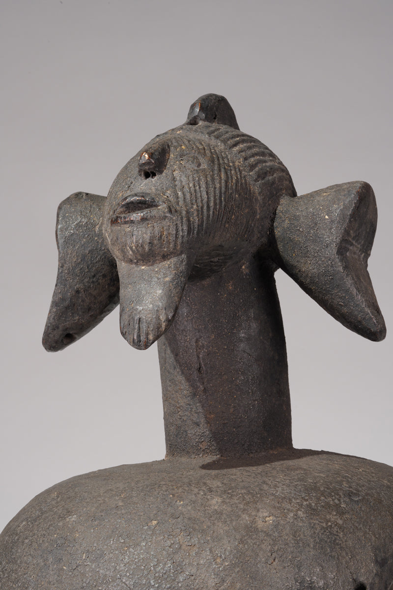A Jukun shoulder mask
