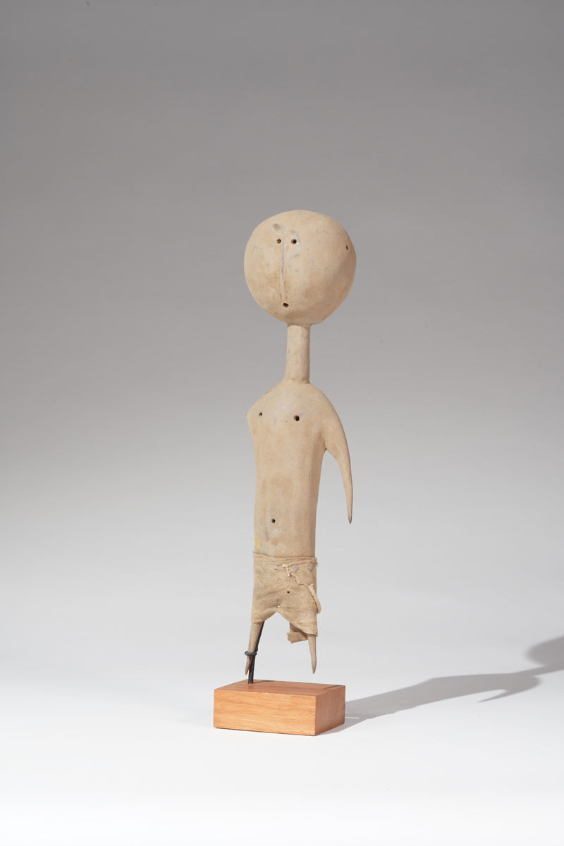 A Prampram sculptural couple