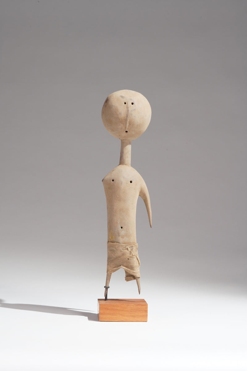 A Prampram sculptural couple