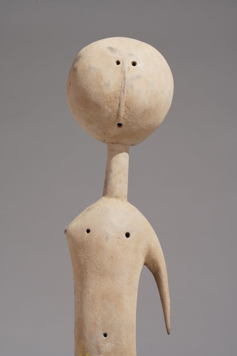 A Prampram sculptural couple