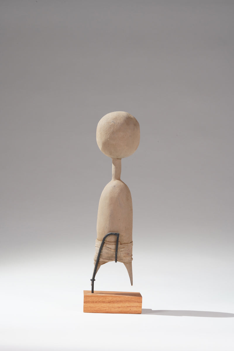 A Prampram sculptural couple