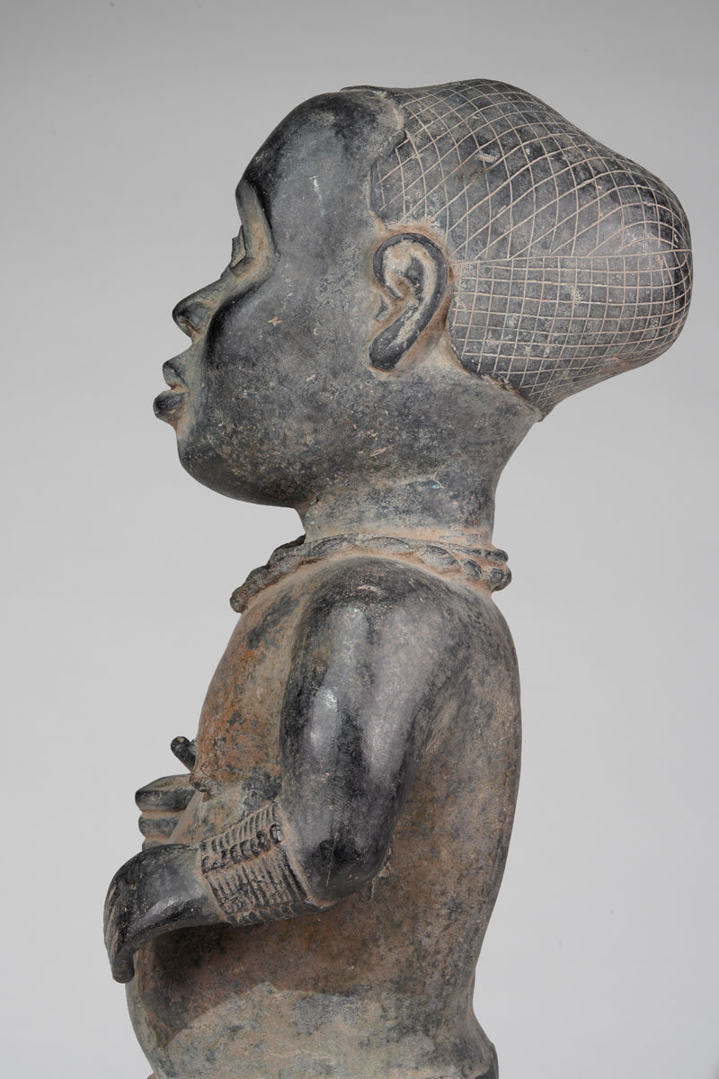 Two Esieku Figures