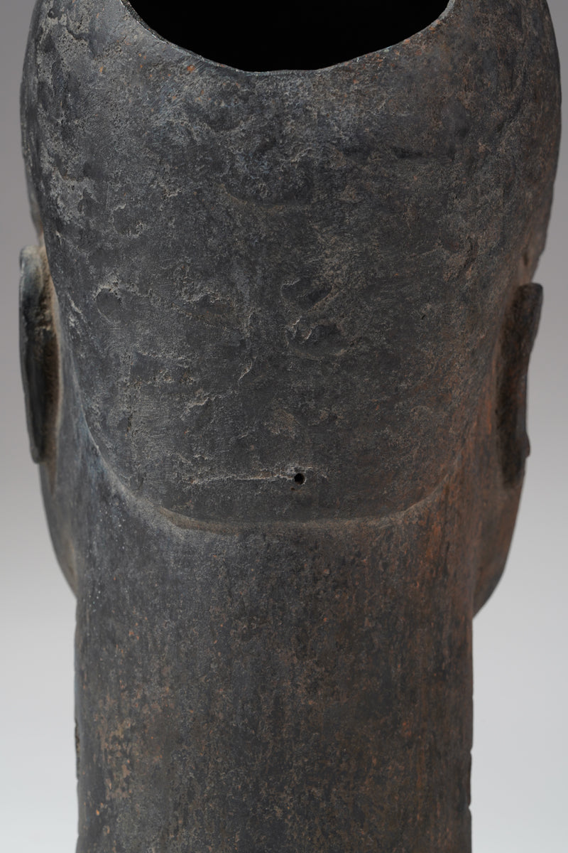A naturalistic, thinwalled bronze head