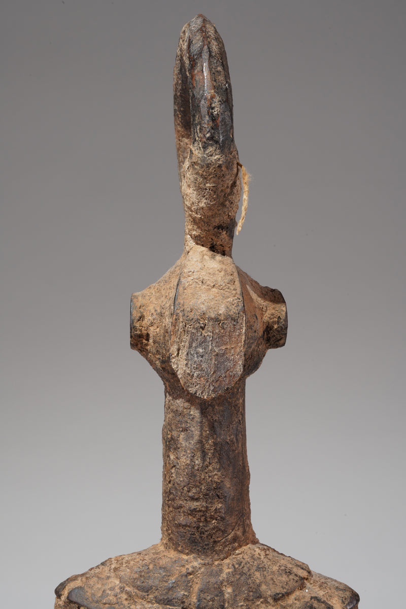A sculpture of a Bobo dancer