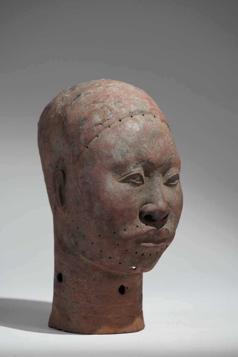 A naturalistic, thinwalled bronze head