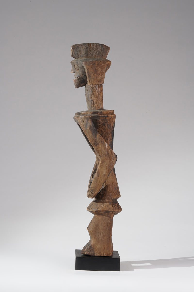 A Mumuye sculpture