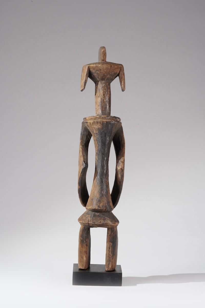 A Mumuye sculpture