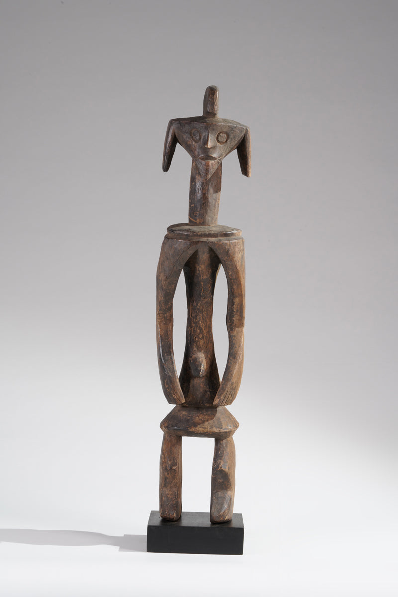 A Mumuye sculpture