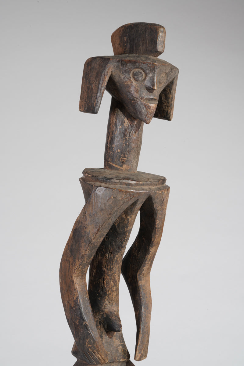A Mumuye sculpture