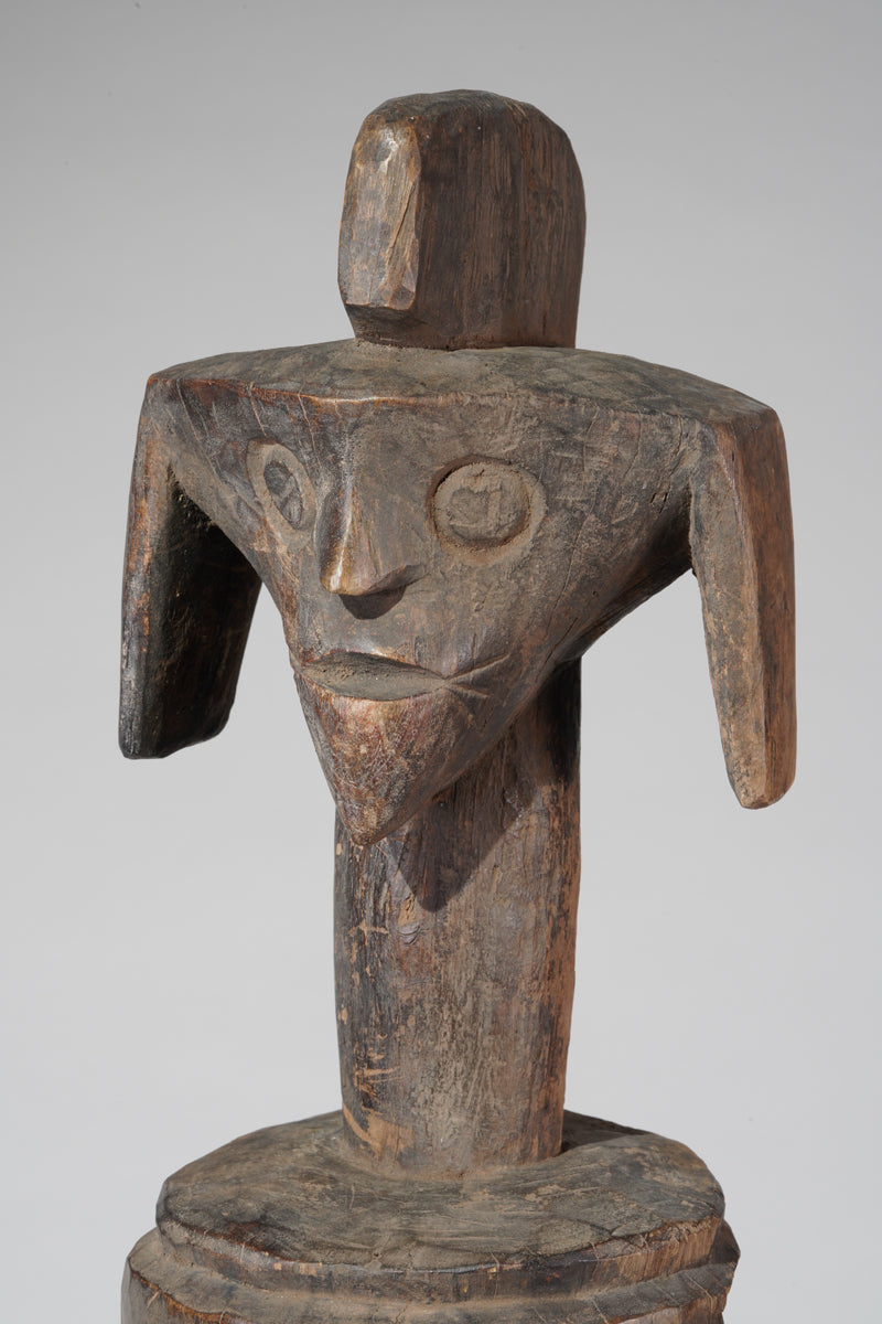 A Mumuye sculpture