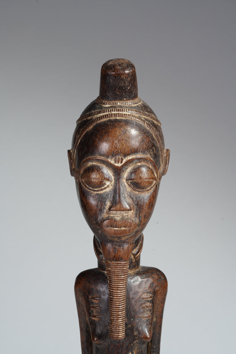A royal Baule statue couple