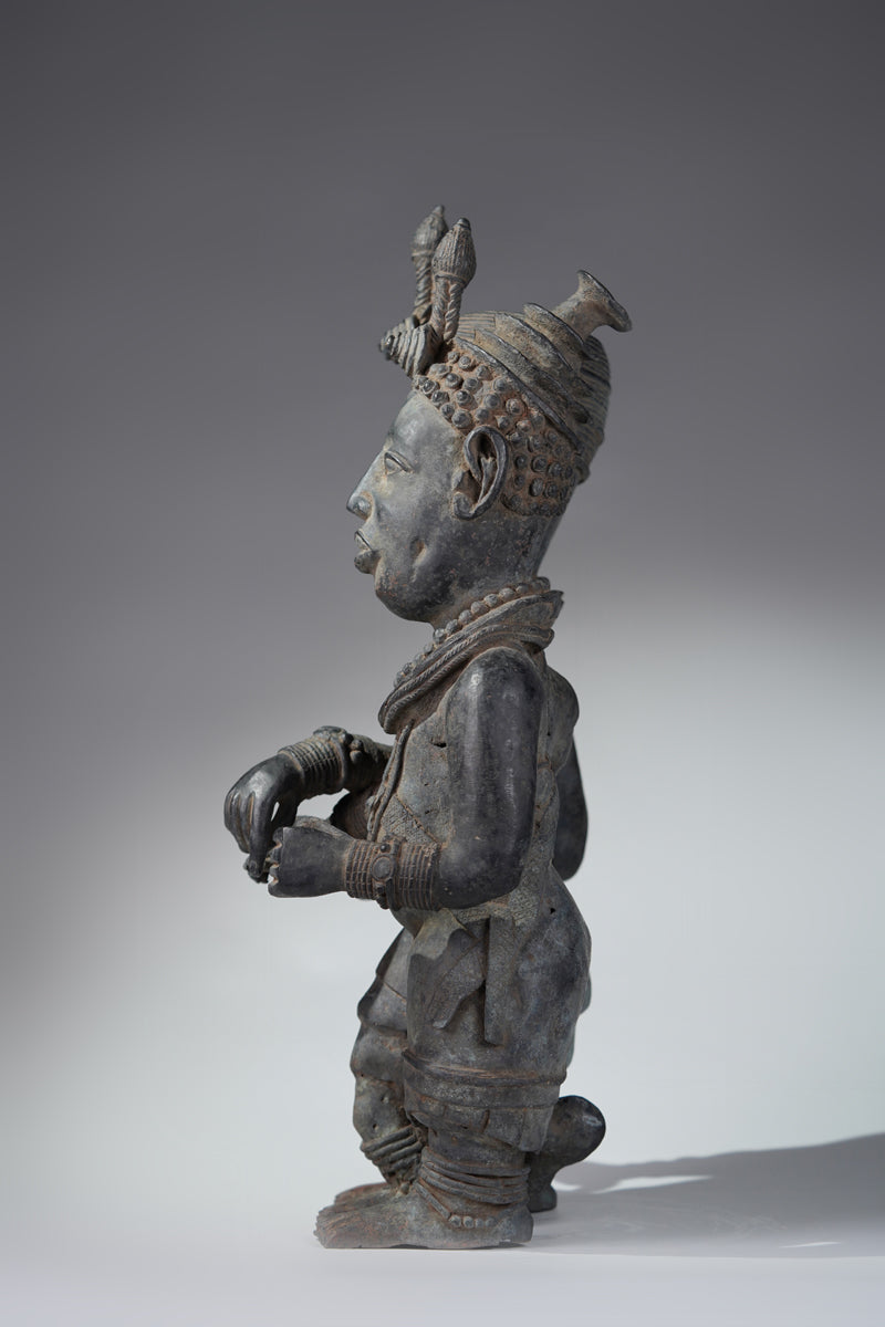 A bronze couple