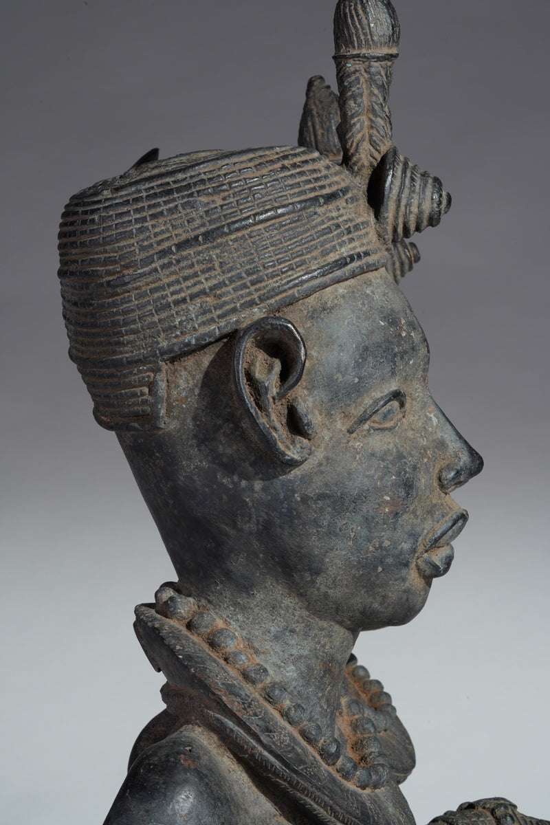A bronze couple