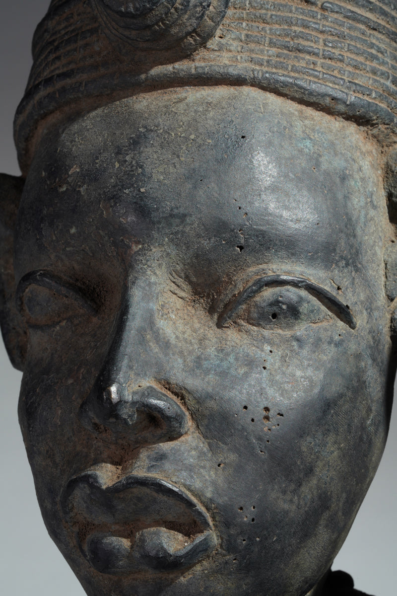 A bronze couple