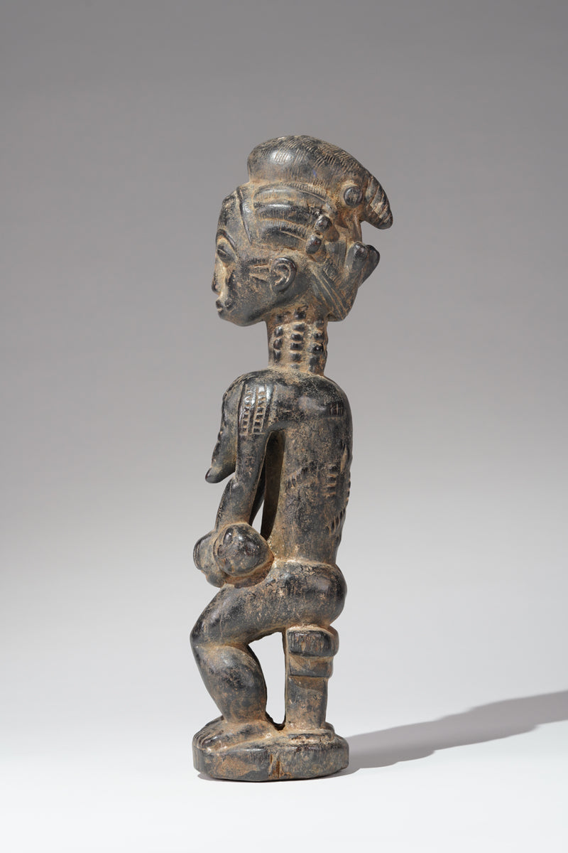 A Baule maternity