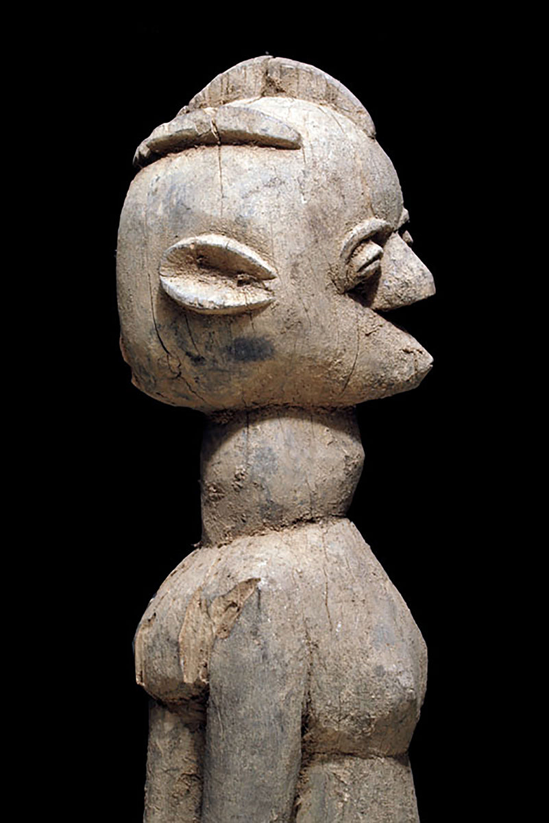 A fragmentary female Lobi