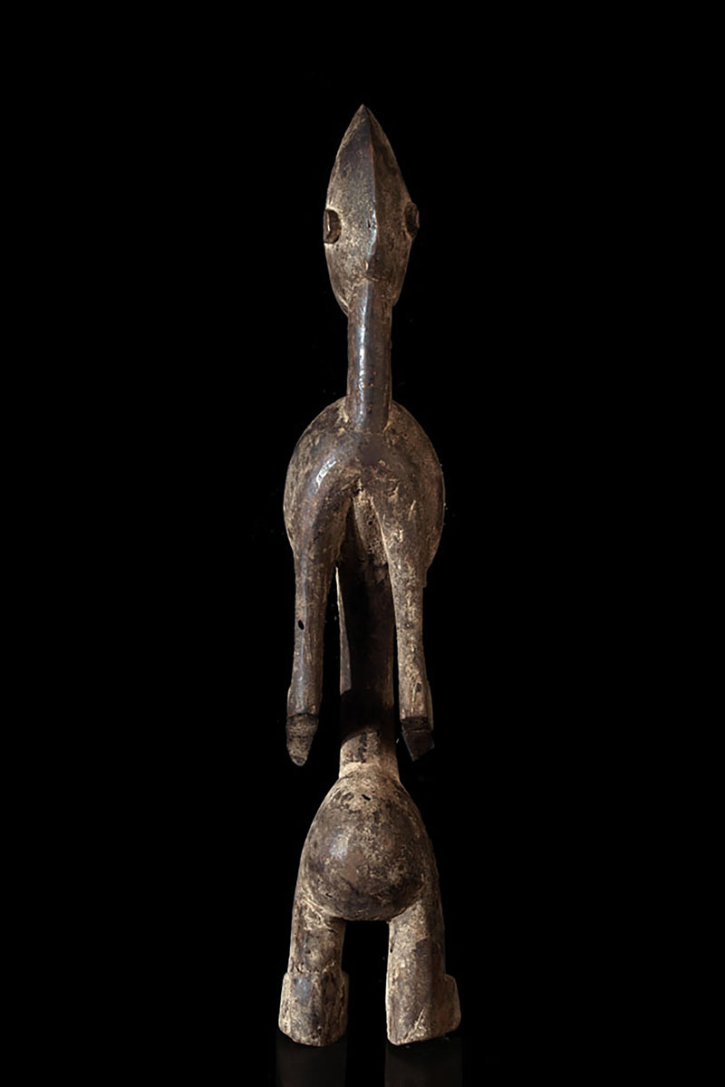 A female d'Jonka ancestor figure