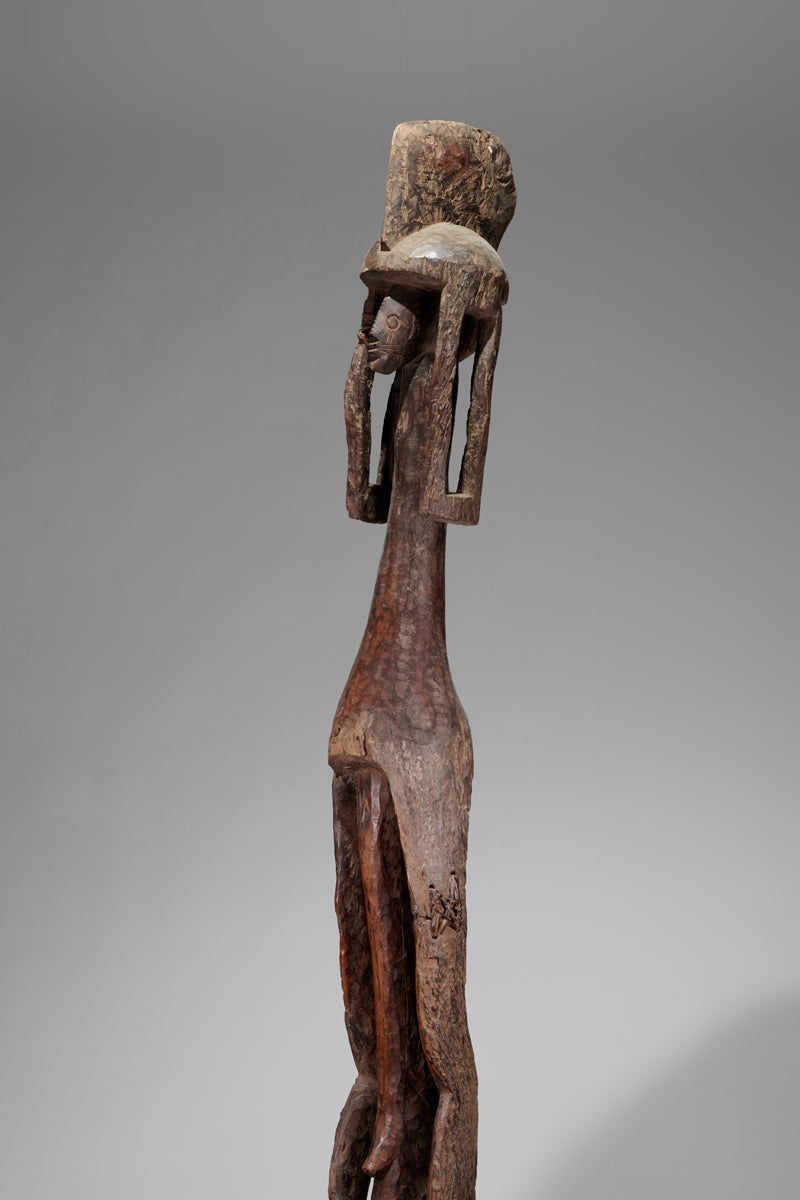 A very tall Mumuye sculpture