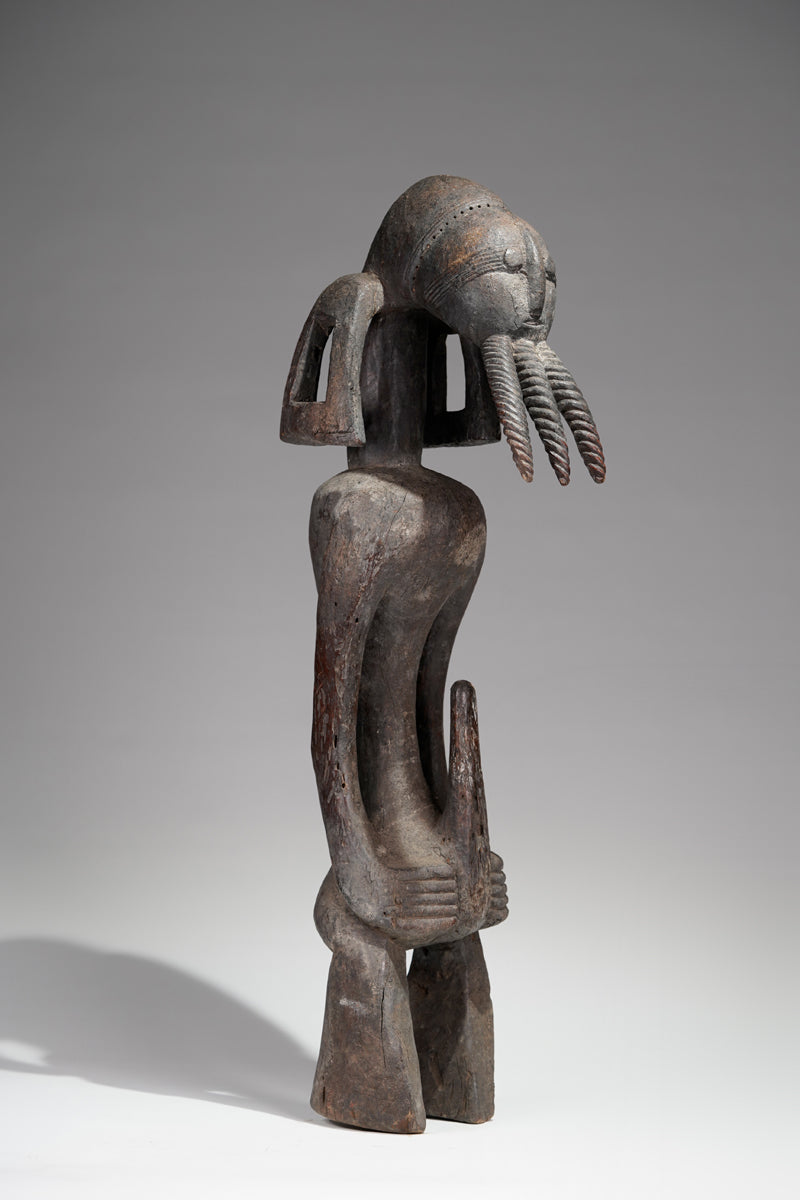 An outstanding Jukun sculpture