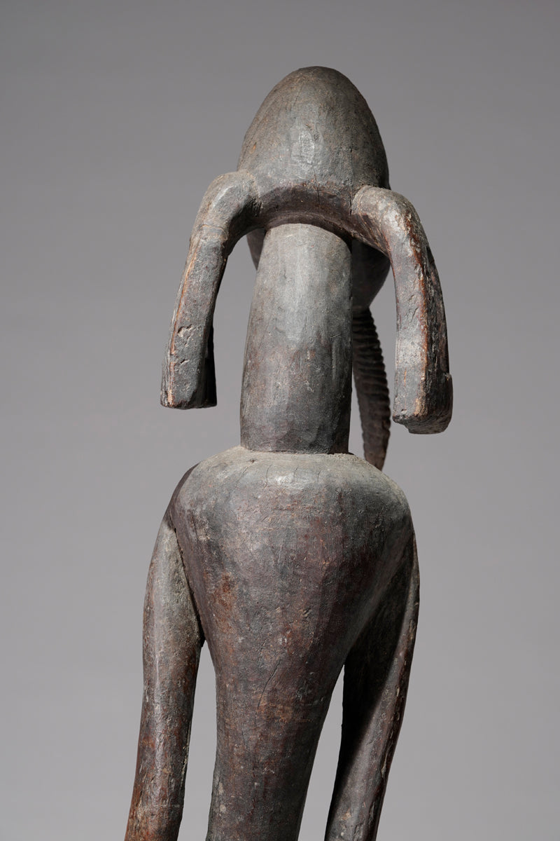 An outstanding Jukun sculpture