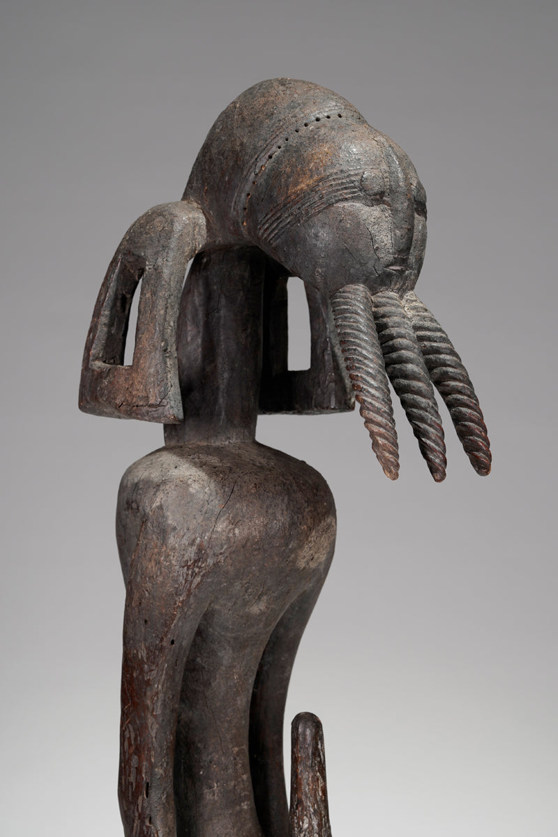 An outstanding Jukun sculpture
