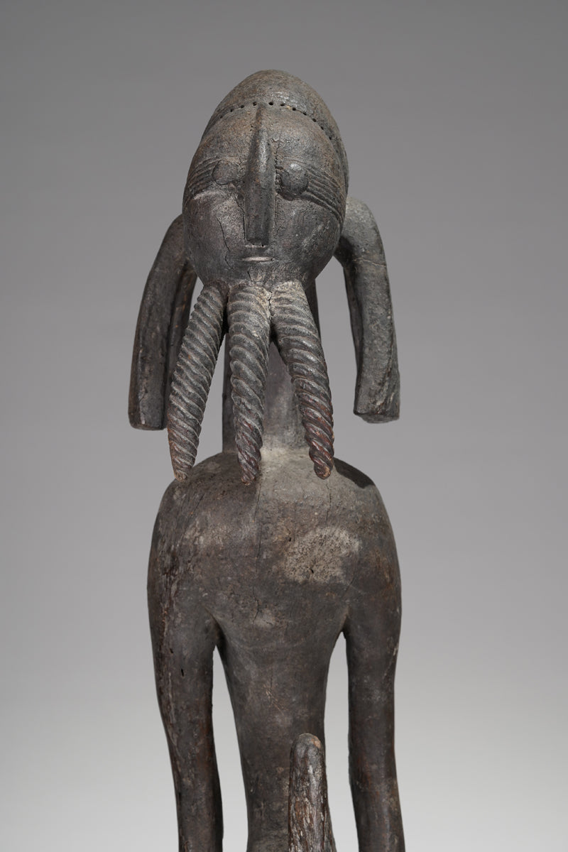 An outstanding Jukun sculpture