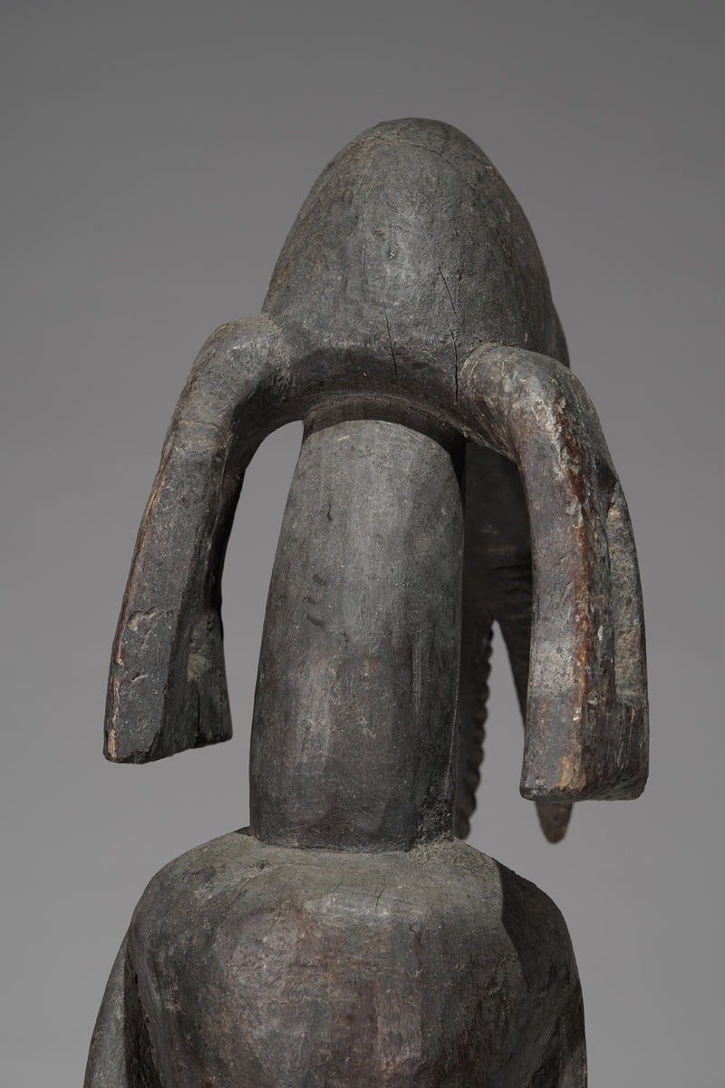 An outstanding Jukun sculpture