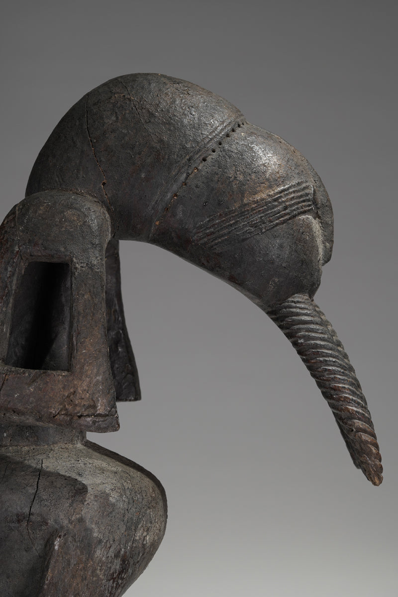 An outstanding Jukun sculpture