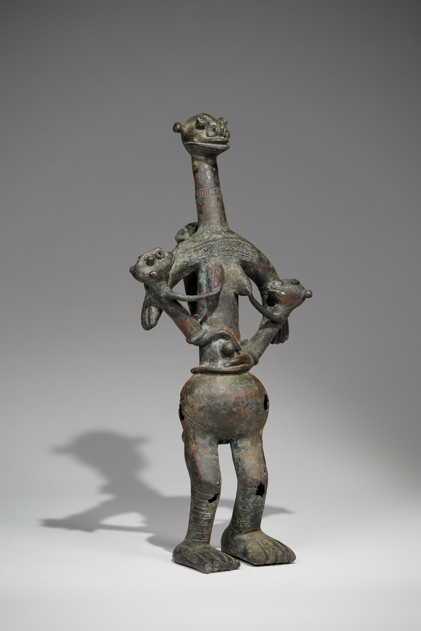 A female Tikar sculpture