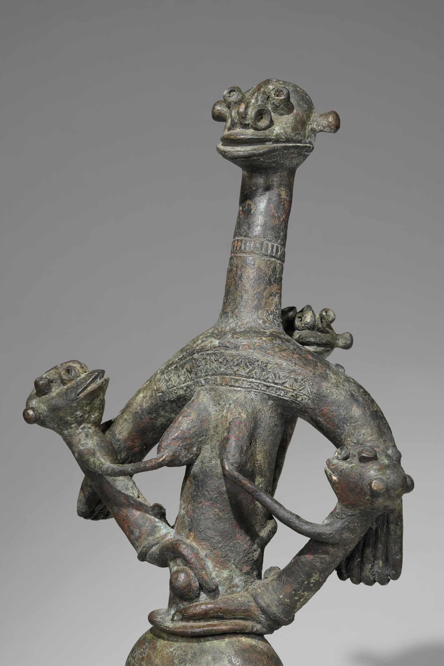 A female Tikar sculpture