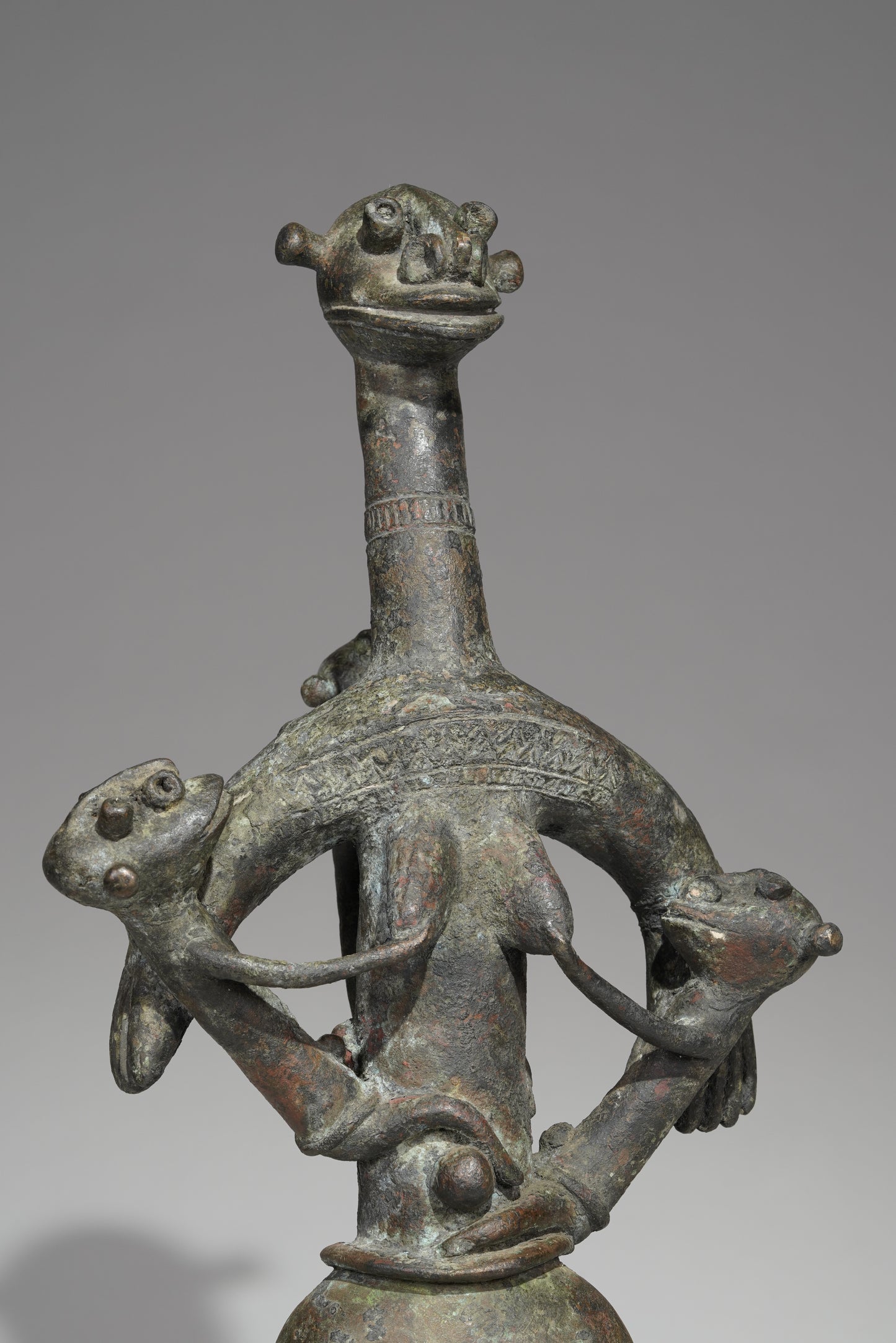 A female Tikar sculpture