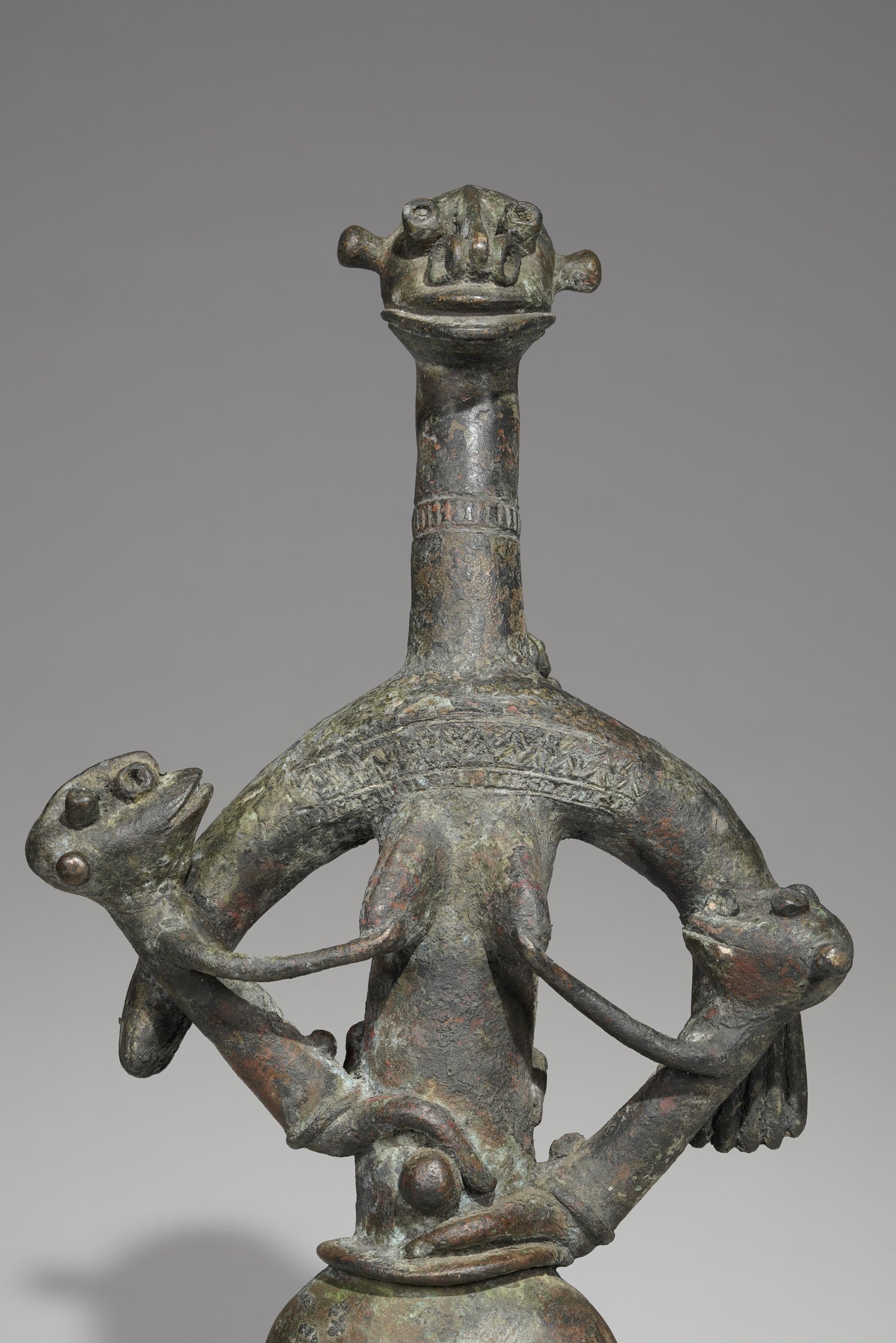 A female Tikar sculpture