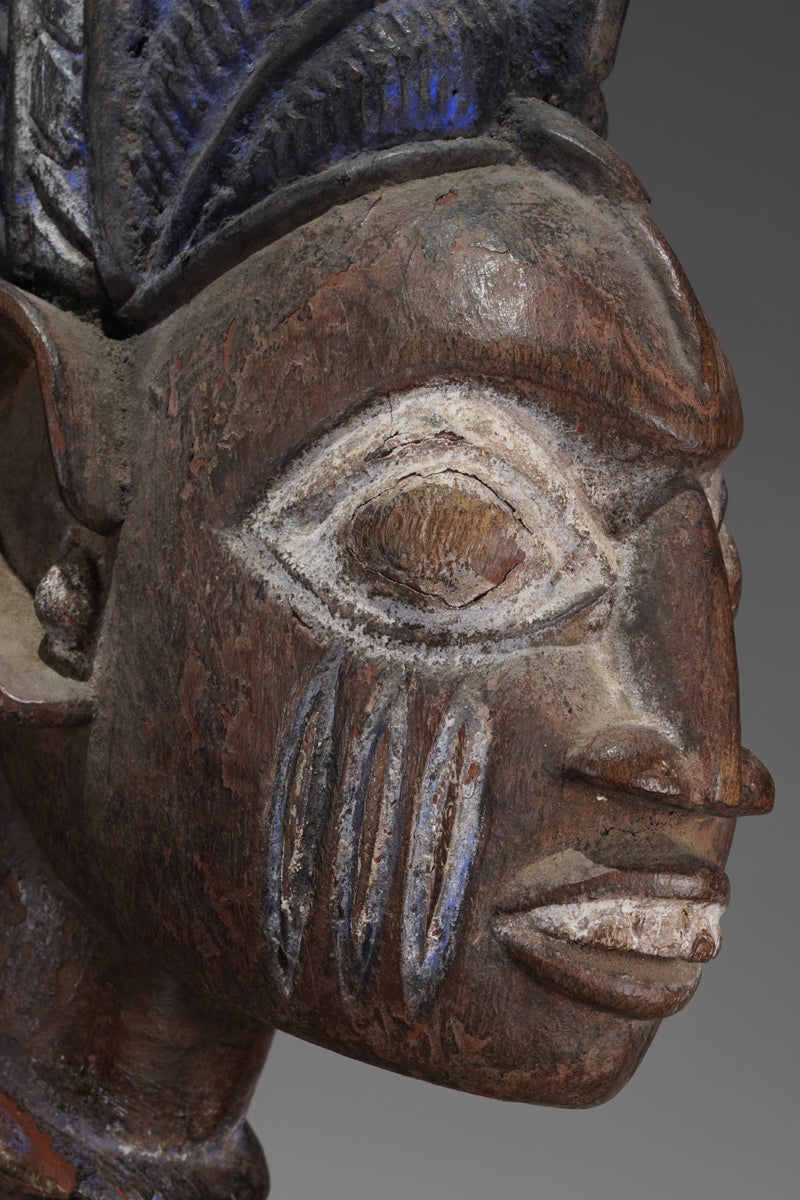 A Yoruba pole carving