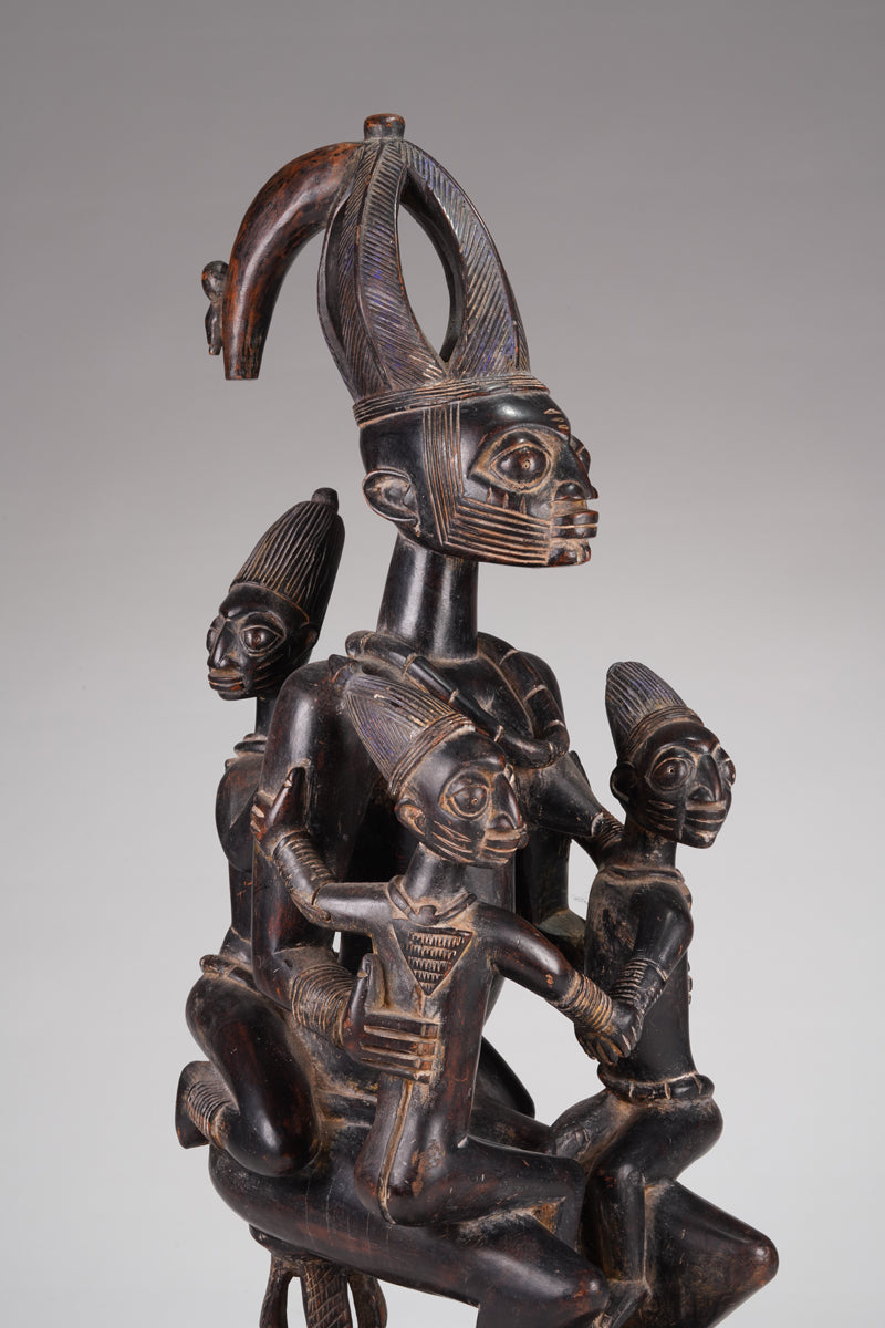 A Yoruba maternity figure