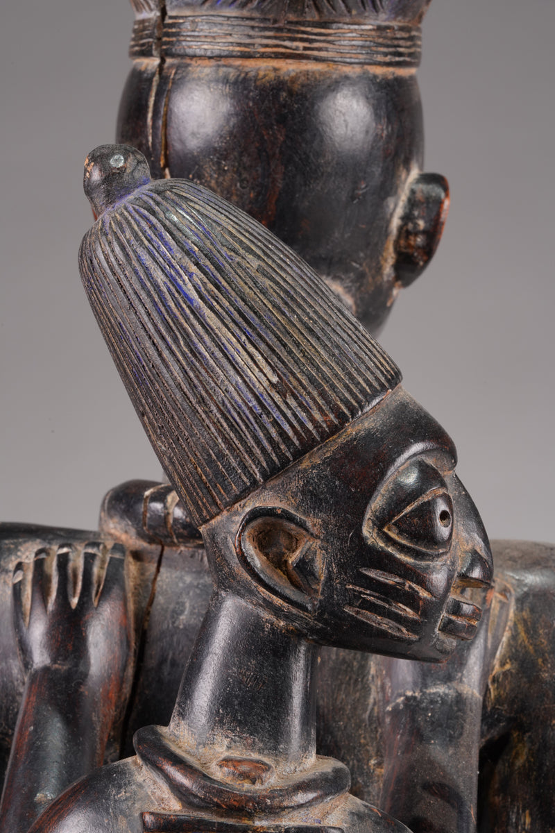 A Yoruba maternity figure