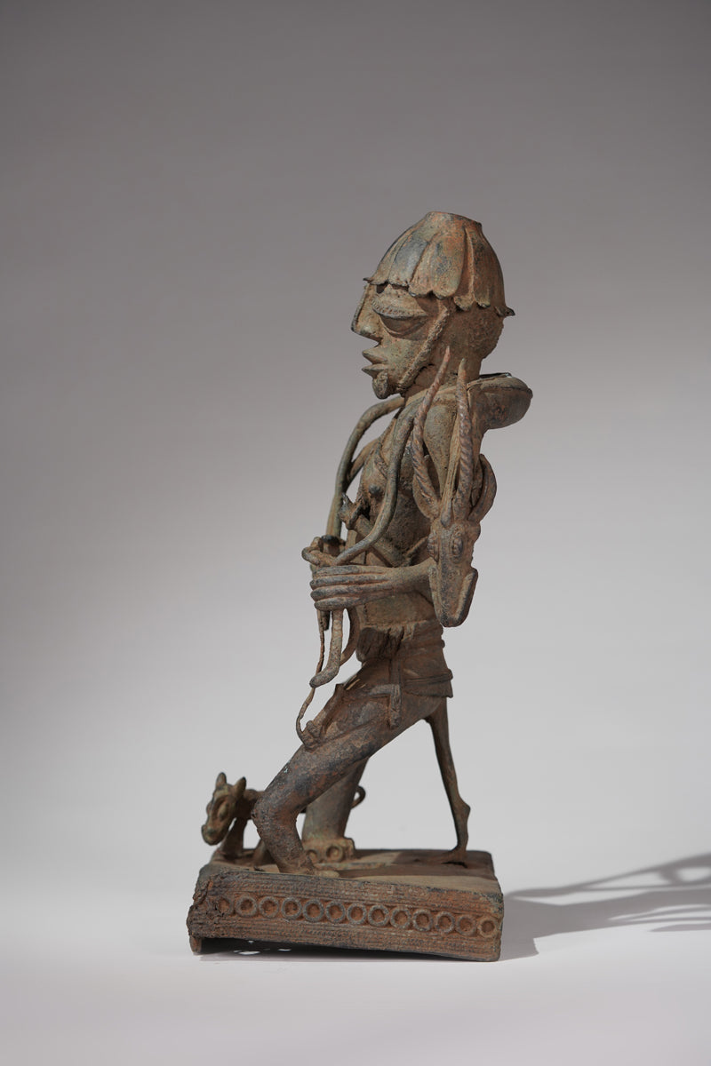 A Benin hunter