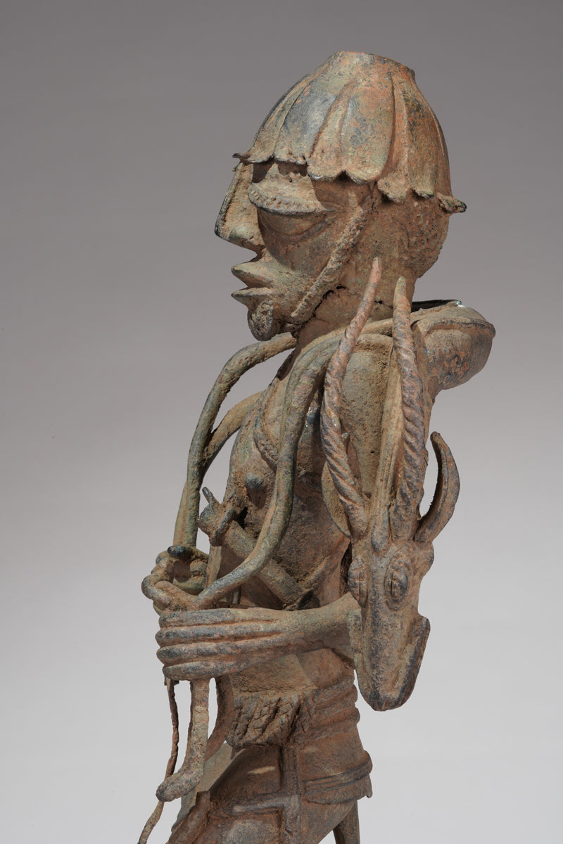 A Benin hunter