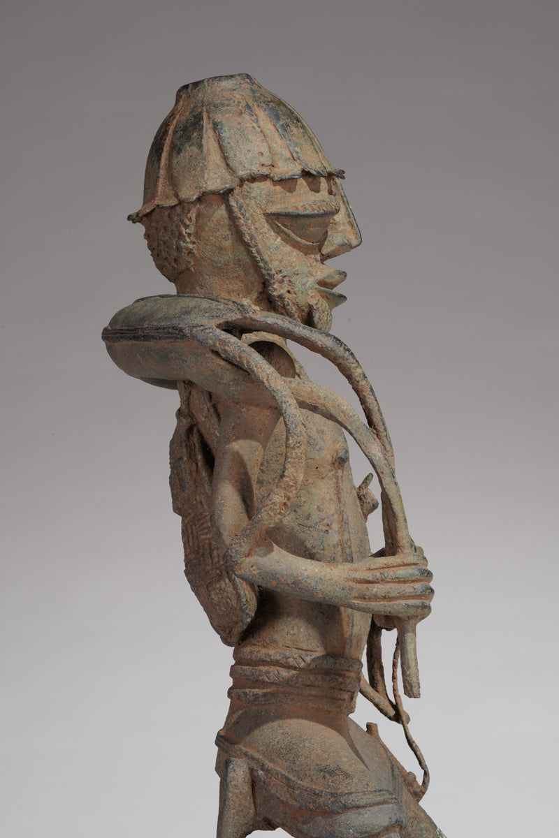 A Benin hunter