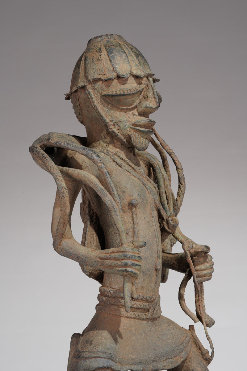 A Benin hunter