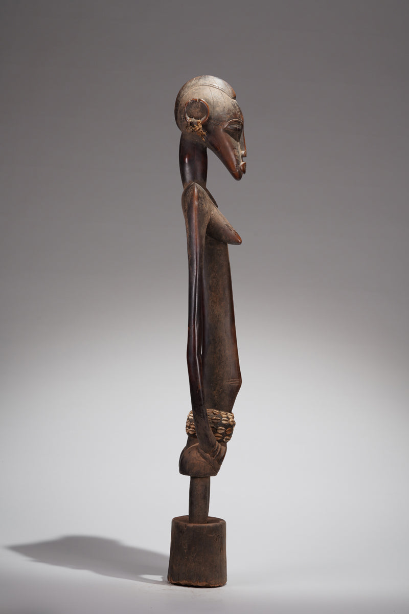 A female Débéle from the Sikasso region