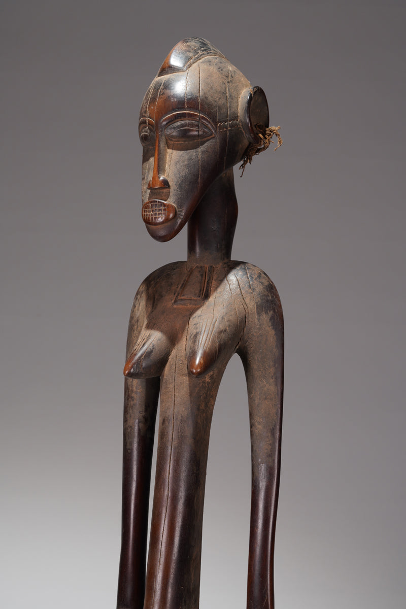 A female Débéle from the Sikasso region