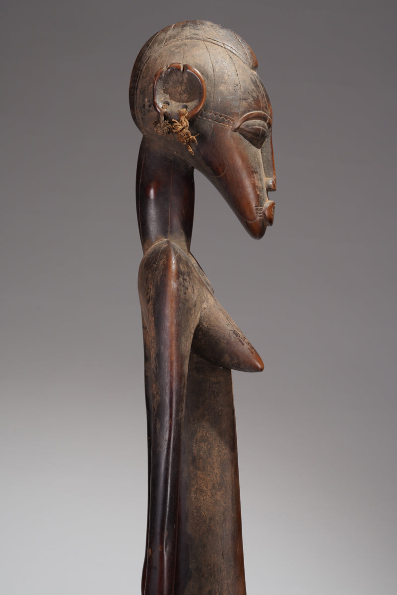 A female Débéle from the Sikasso region